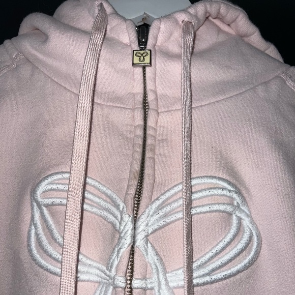 Light pink TNA aritzia zip up hoodie - Picture 3 of 3